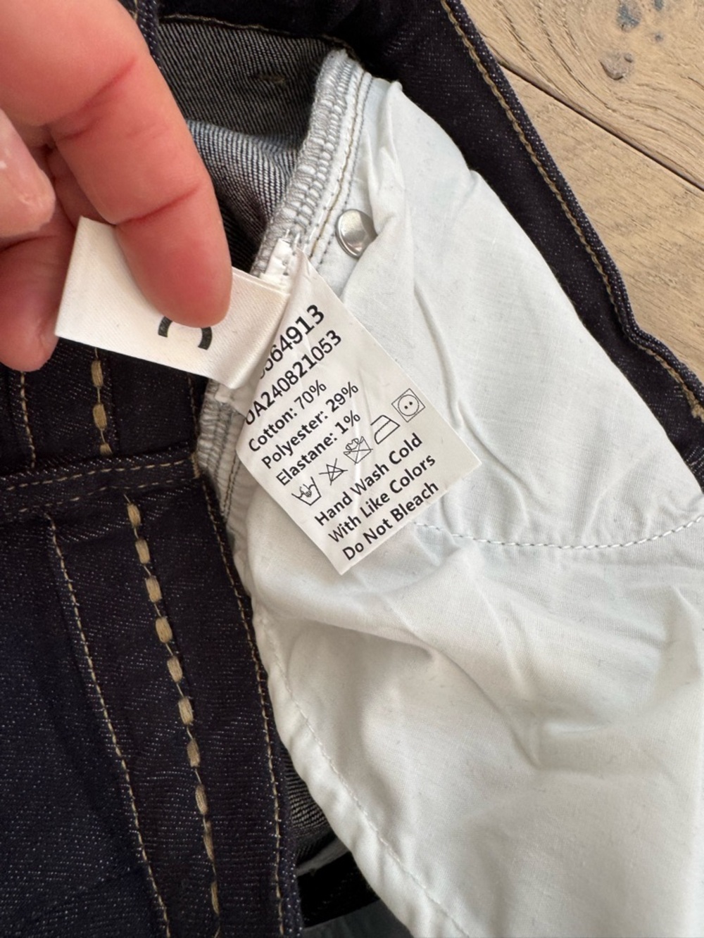 Commense Dark Indigo Wide-Leg Jeans with Contrast Stitching - Picture 4 of 11